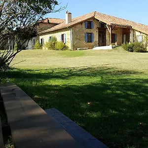 Picanas Villa